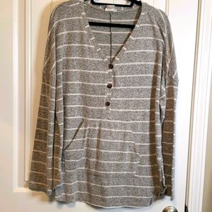Main Strip striped v-neck
